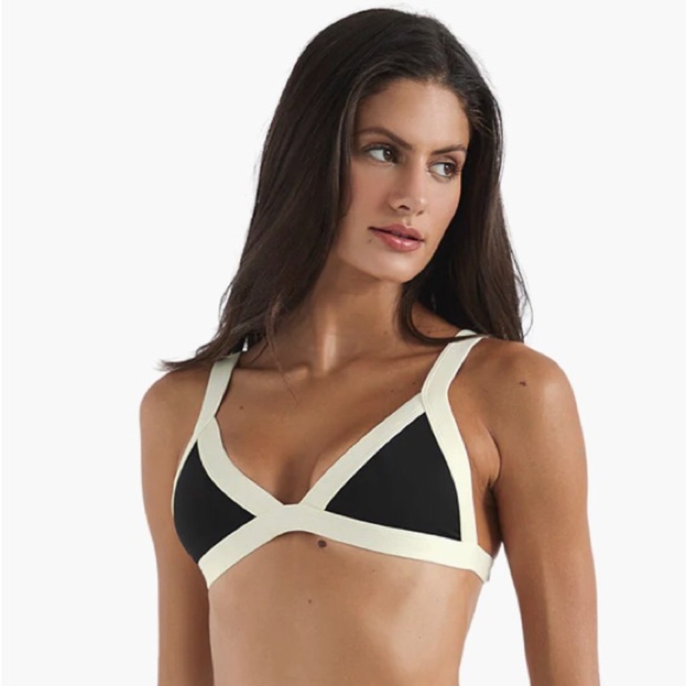 One One Swim Women’s Black & Cream Contrast Bikini Top